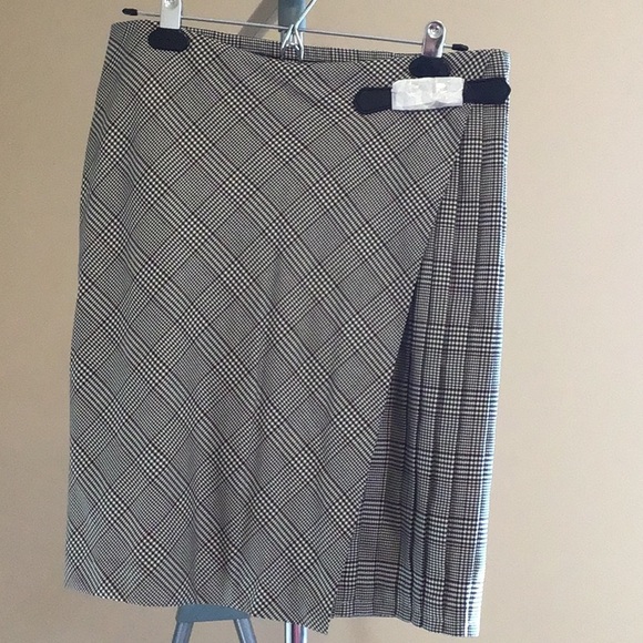 J Jill Pleated Wrap Style Skirt - Picture 2 of 9